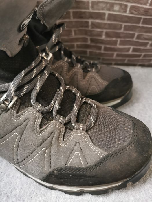 Ботінки 41 розмір, Meindl, з мембраною Gore-tex.