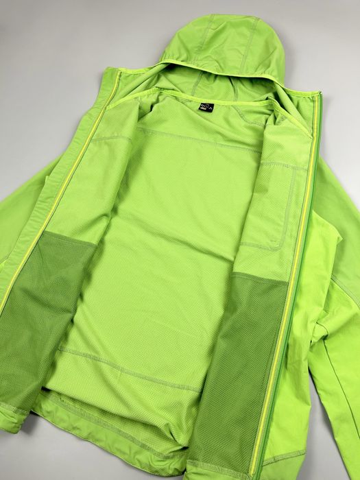 Вітровка куртка Salewa L peak perfomance x the north face