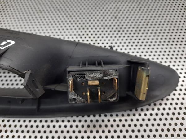 Comando / botão / interruptor vidros trás direito AUDI A4 (8D2, B5)