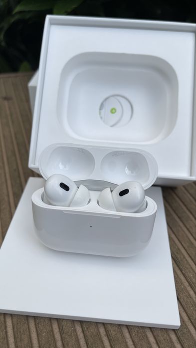 Apple Airpods Pro 2-generacji Ligthning White