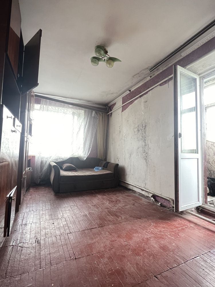 Продається 2х кімнатна квартира