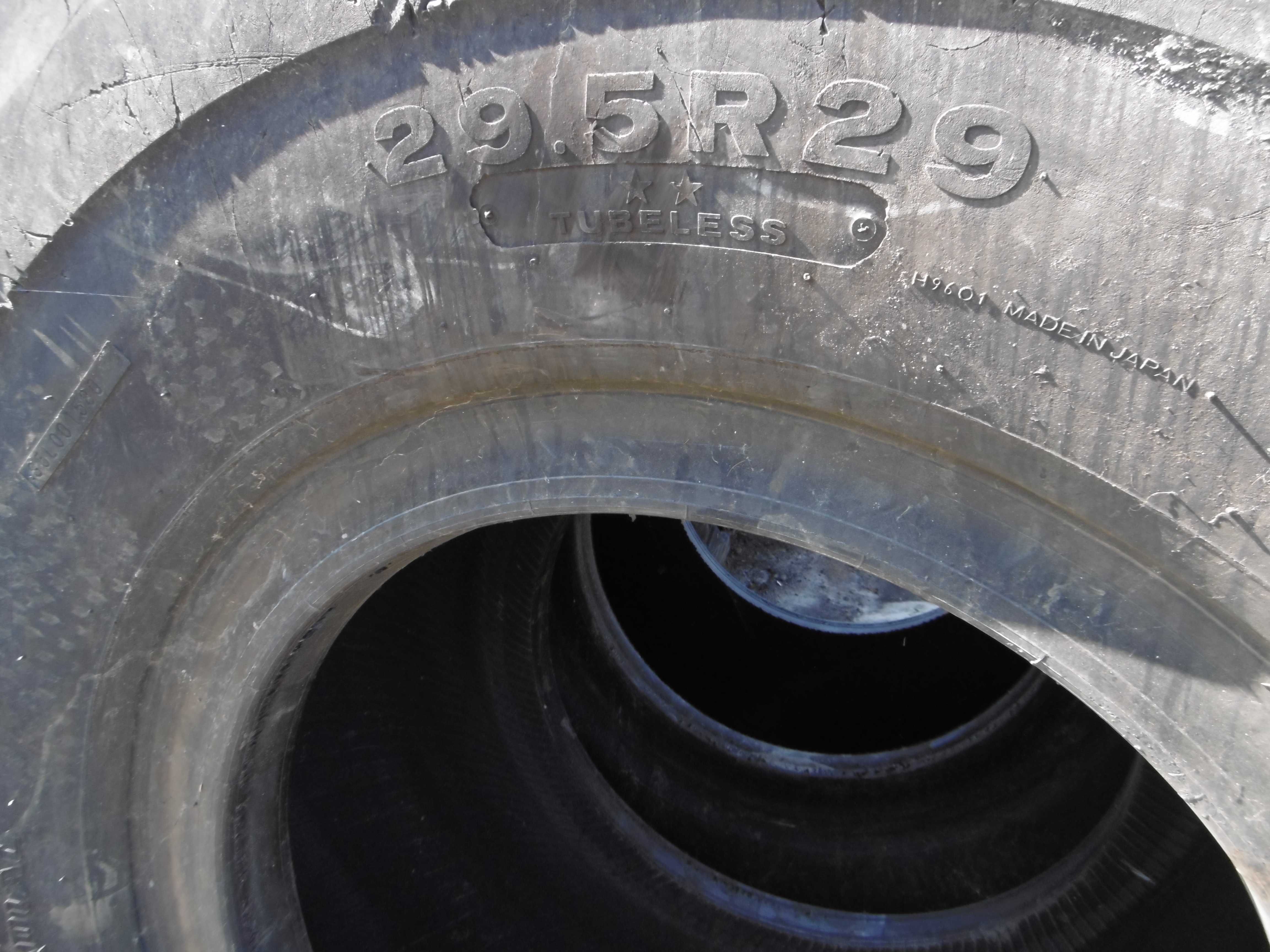 Opony przemysłowe 29,5R29 29.5R29 Bridgestone L5 Skalne 2szt