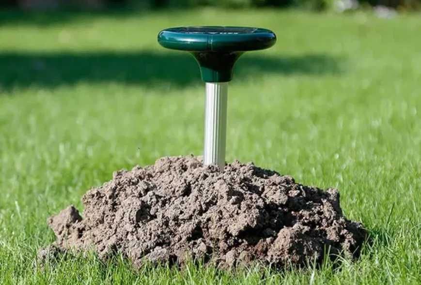 Відлякувач кротів сонячній батареї Solar Mole Repeller ультразвуковий