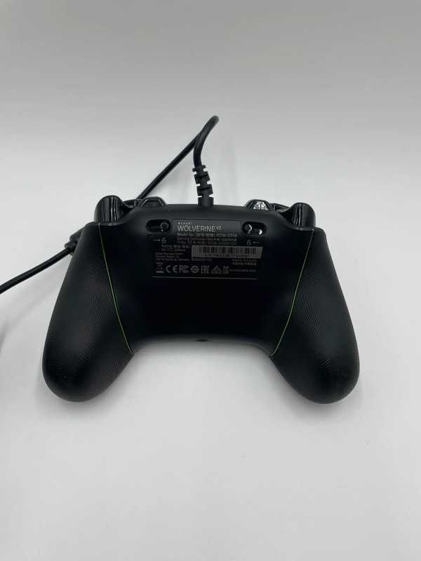 Kontroler Pad Razer Wolverine V2 Wired Gaming Xbox Series X, One, Pc