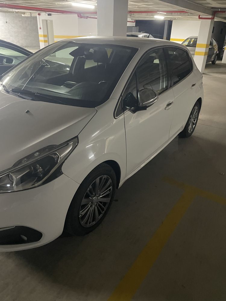 Peugeot 208 1.6 Allure