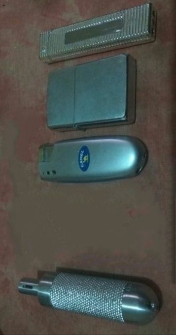 Isqueiros de coleção Zippo e outros
