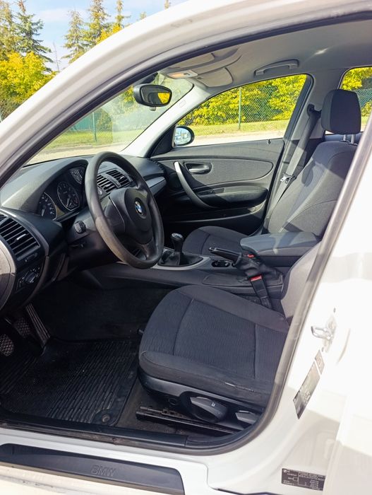 BMW 118i 1.6B // 2010 // E87 // Klima // 5-drzwi Zamiana //

Samochód
