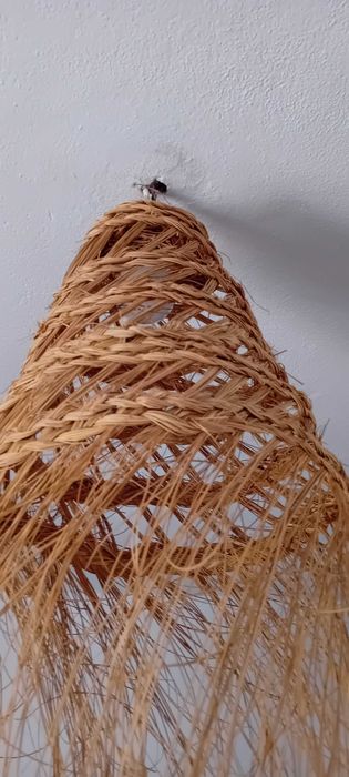 Abajur de palha natural