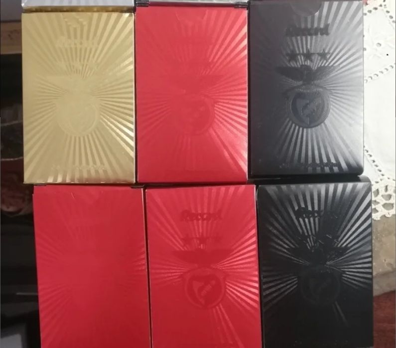 Cartas do Benfica e Sporting impermeaveis