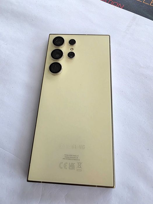 Samsung Galaxy s24 ultra i s25 ultra