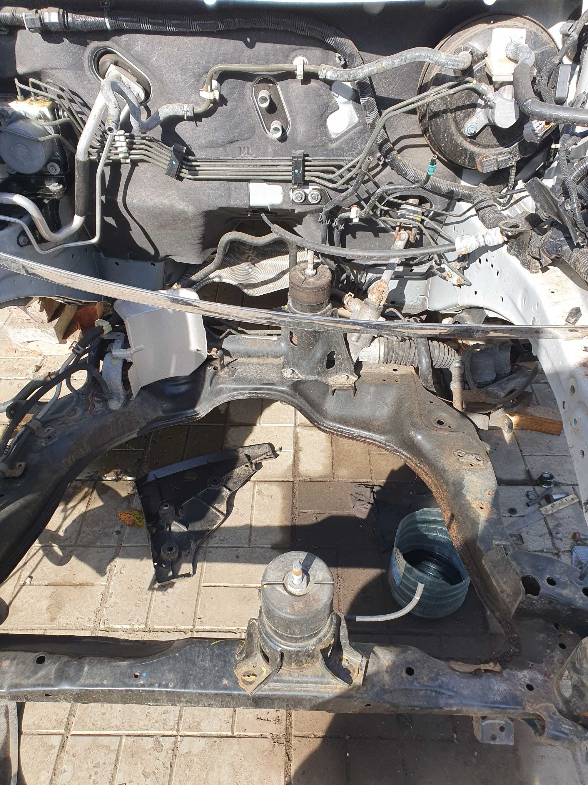 Подрамник задний балка ниссан мурано  murano z52  camry 70 cherokee kl