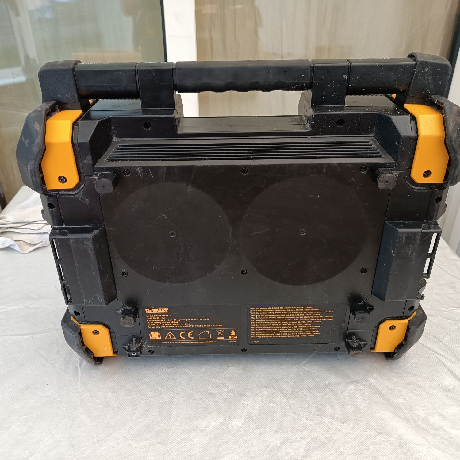 Радіо Dewalt DWST1-81079-GB