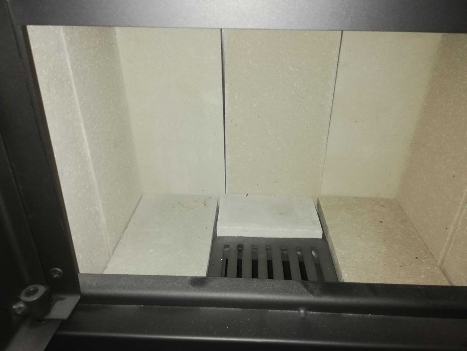 piec Kreka 9kW kominkowy na drewno, brykiet