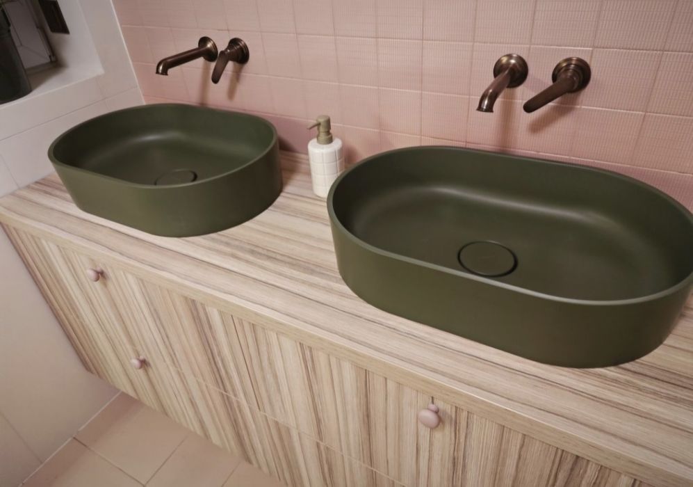 Zielone umywalki Ovo M Omnires Olive