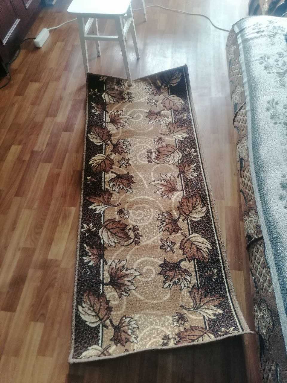 Продам новые ковры и ковровые дорожки для пола отличного качества .