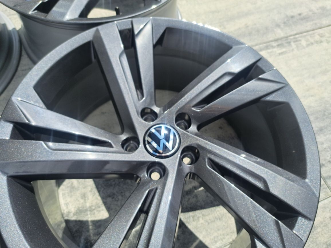JAK NOWE Felgi Oryginalne VW 19" 8.5J ET38
