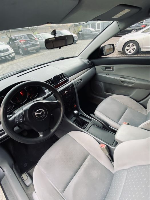 Авто Mazda 3 2005рік