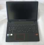 Asus ROG Strix 15,6" GL553VE i7-7700HQ, GTX 1050Ti, 8 GB RAM, HDD 1 TB