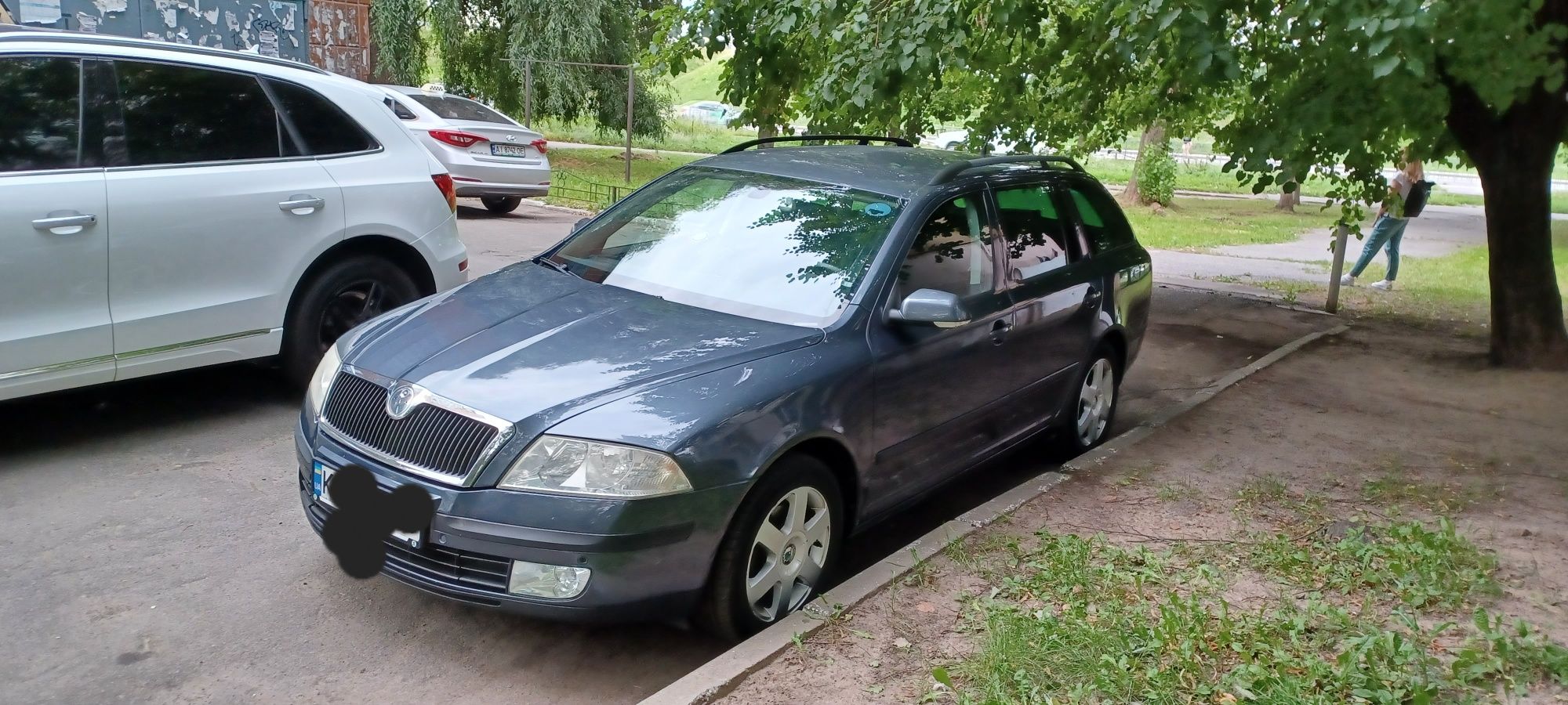 Продам Skoda Octavia a5 універсал 1,6 бензин FSI