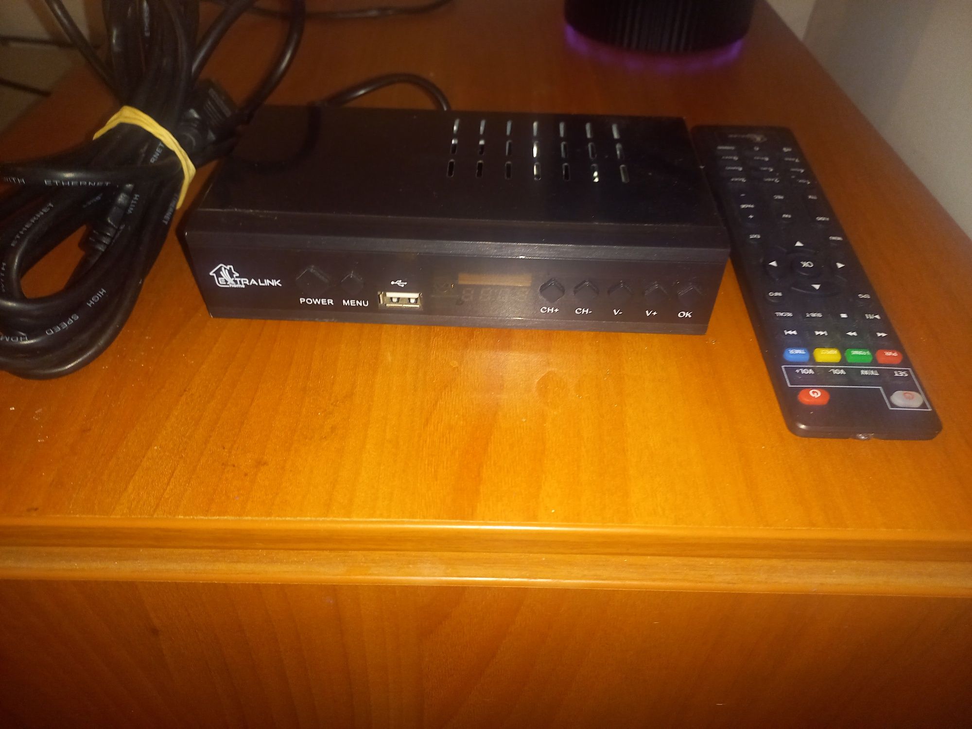 Telewizor Samsung le32 +Dekoder DVBT2.