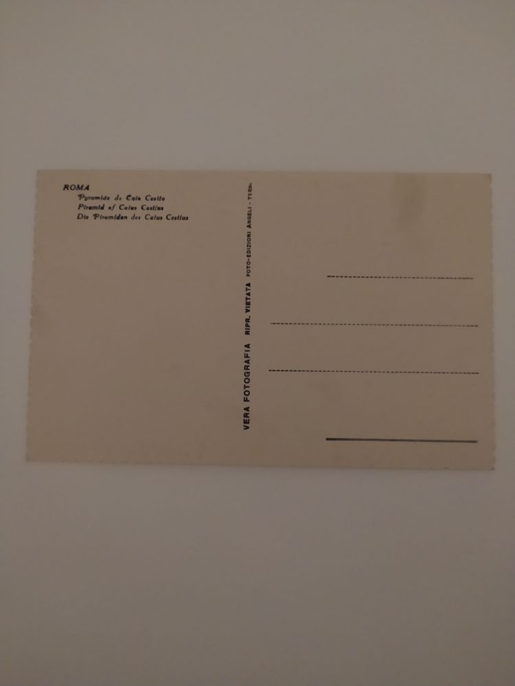 Cartão postal da Pirâmide Cestia e Porta S. Paolo, anos 20’