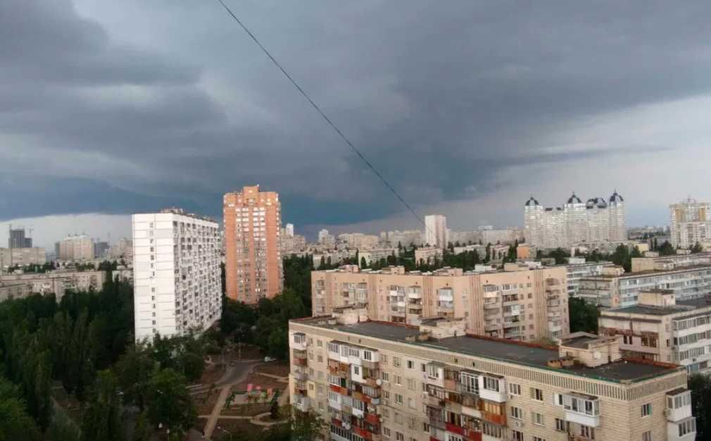 Продам видовую 1-комнатную квартиру 43 м2 на Русановке!