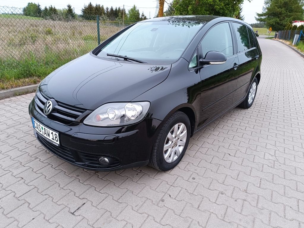 Golf Plus 1.6 mpi Hak klima Grzane fotele Opłacony/Gotowy do rejestrac