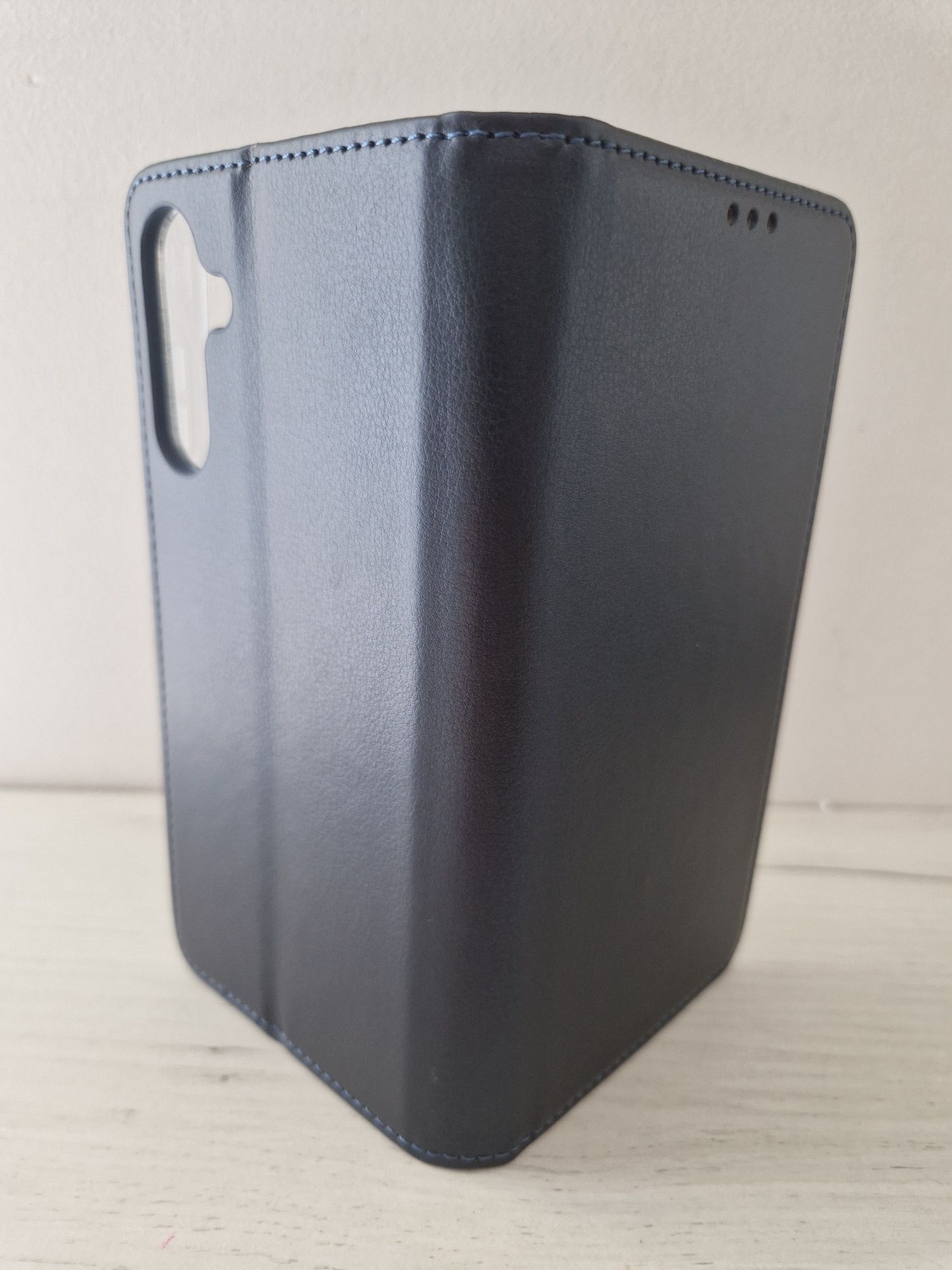 Kabura Smart Magneto do Samsung Galaxy M15 5G granatowa