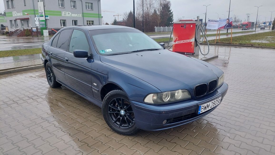 BMW 520i , 2.2 benzyna 170 KM