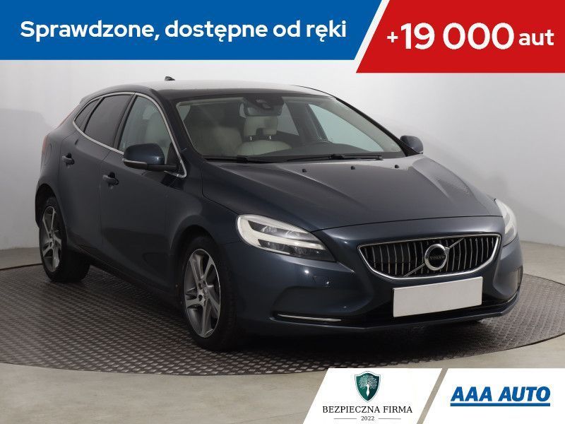 Volvo V40 2.0 D2, Skóra, Navi, Klimatronic, Tempomat, Parktronic,