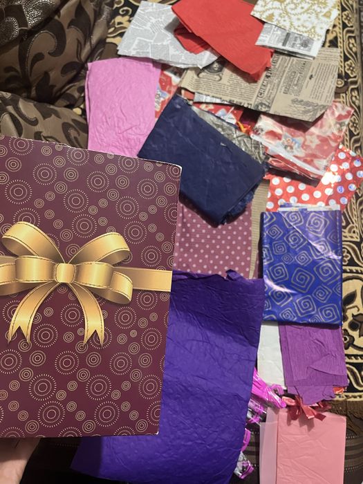 Папір для подарунків