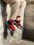 Balenciaga triple S Red / black