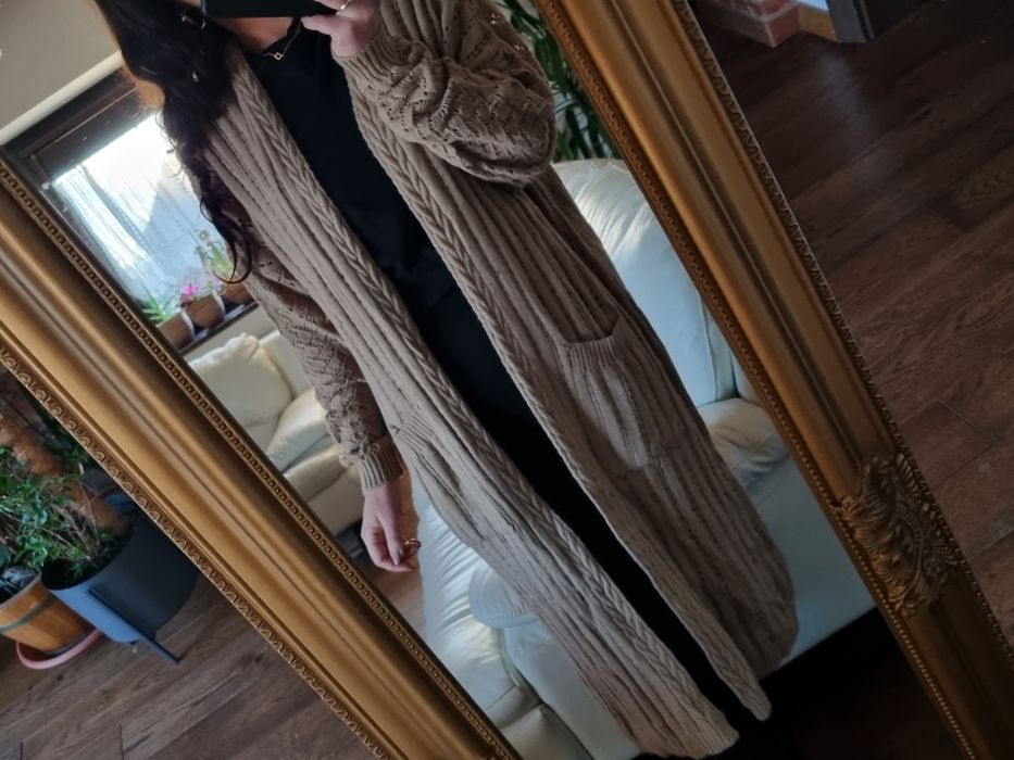 Nowy Beżowy długi sweterek kardigan z kieszeniami r. M