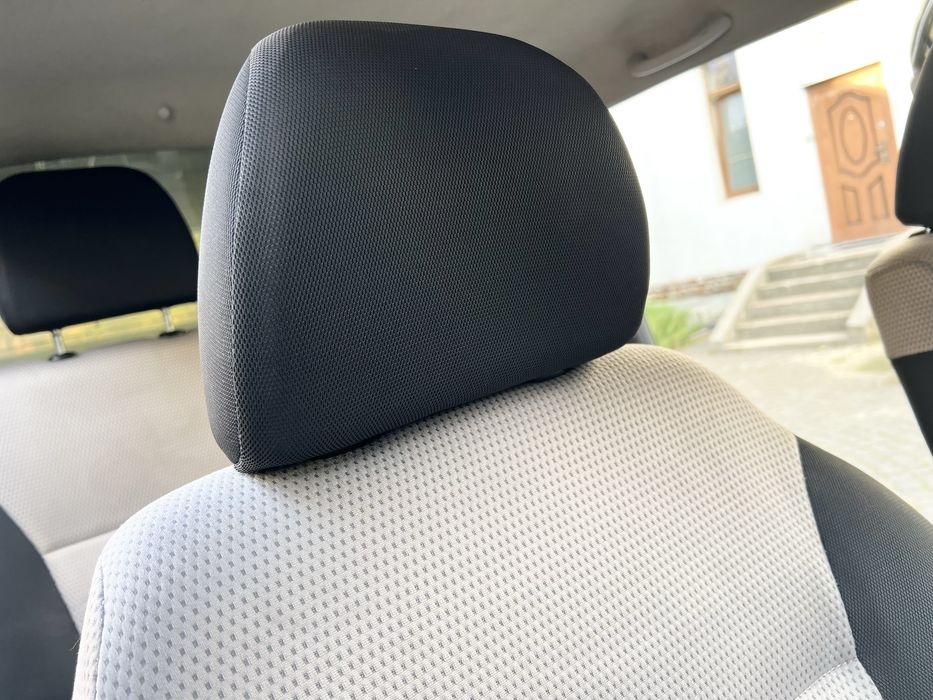 L200 Mitsubishi Пікап 4Х4 2.5 Турбодизель Механіка