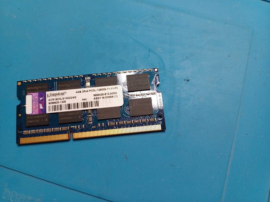 Pamięć RAM 4GB 2Rx8 PCL-1200Laptop Gateway EG70-Oryginalna,z Demontażu