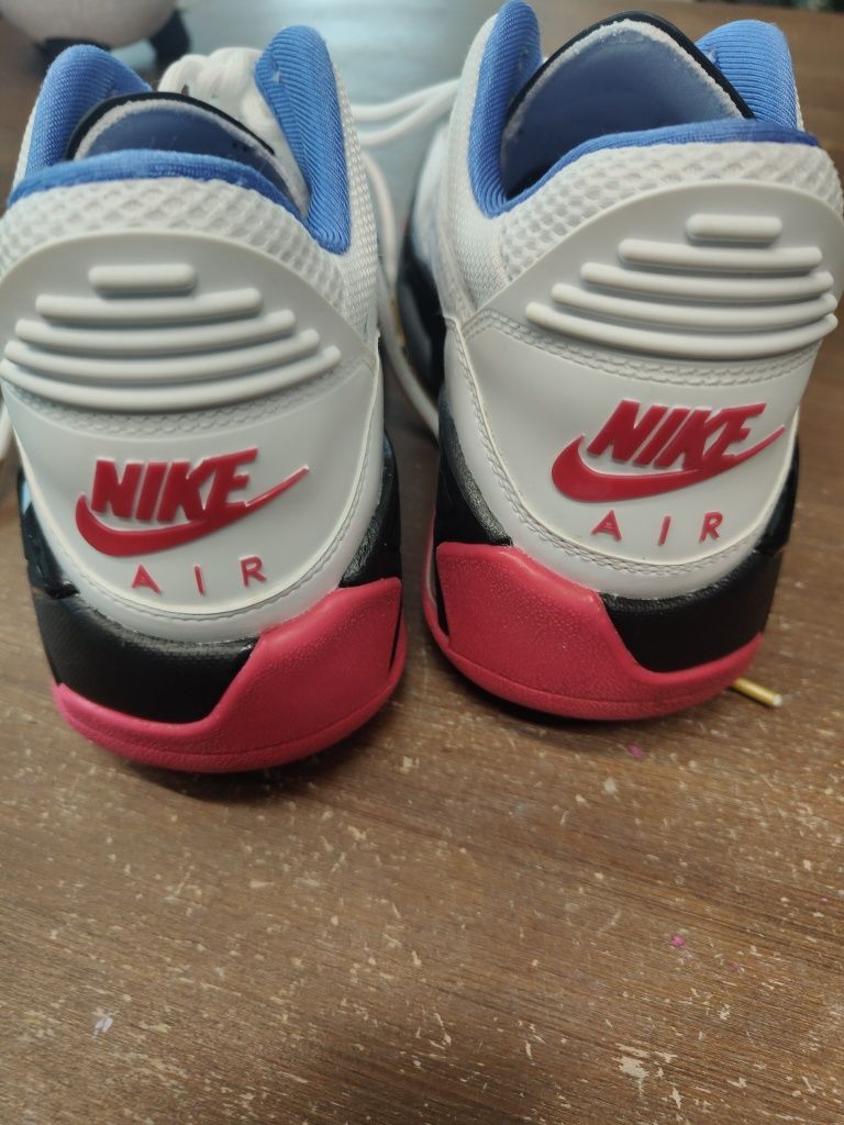 Nike AIR Jordan .