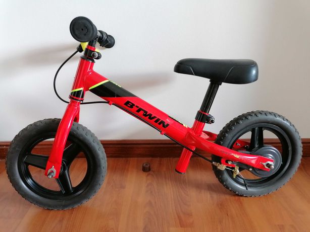 Bicicleta de equilíbrio criança