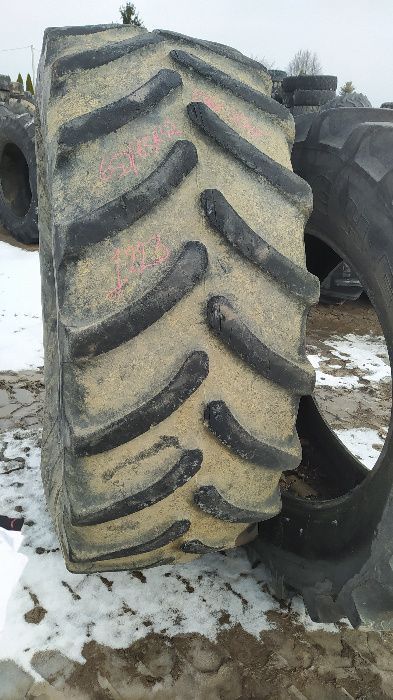 650/65R42 Firestone J263