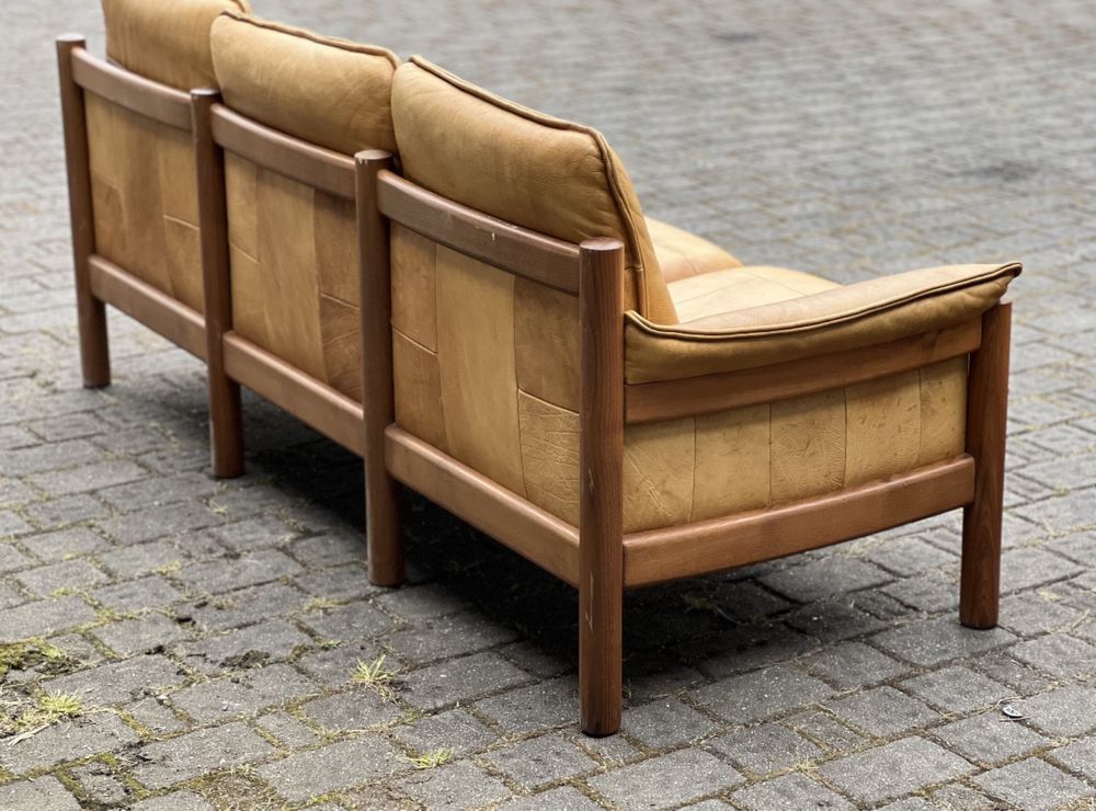 Mid century zestaw: sofa / fotel / podnóżek. Skóra bawola