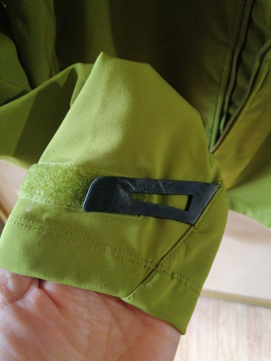 Куртка. Кофта  женская. ткань софтшел, производитель Дания. Crivit