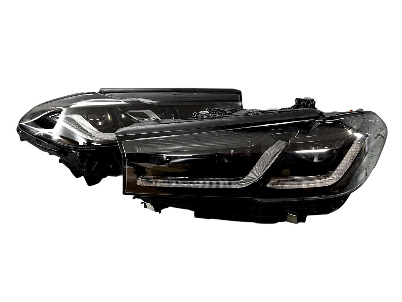 Передні фари ( Full Led Shadow ) на BMW 5 Series G30 / G31 2020-2023
