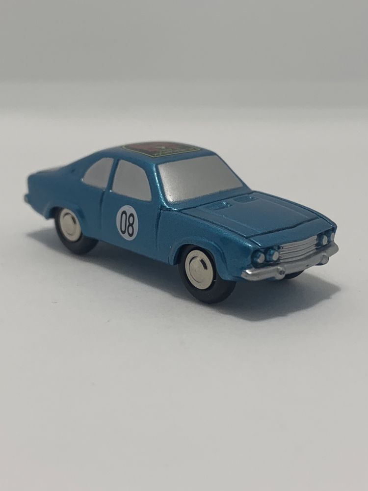 Opel Manta A da Schuco Piccolo escala 1:90