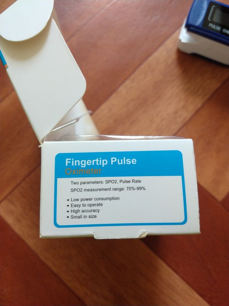 Пульсометр Fingertip Pulse Oximeter