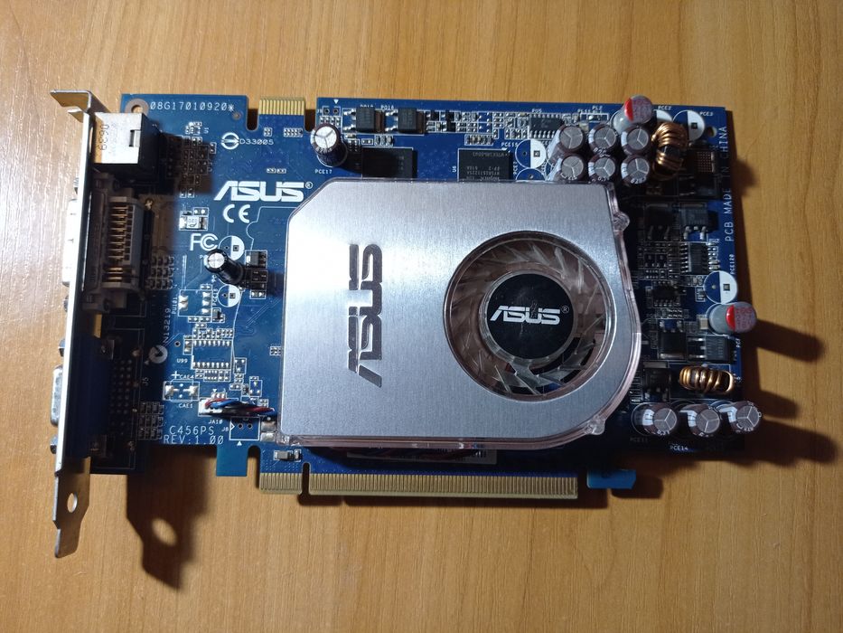 Видеокарта Nvidia GeForce EN7300GT