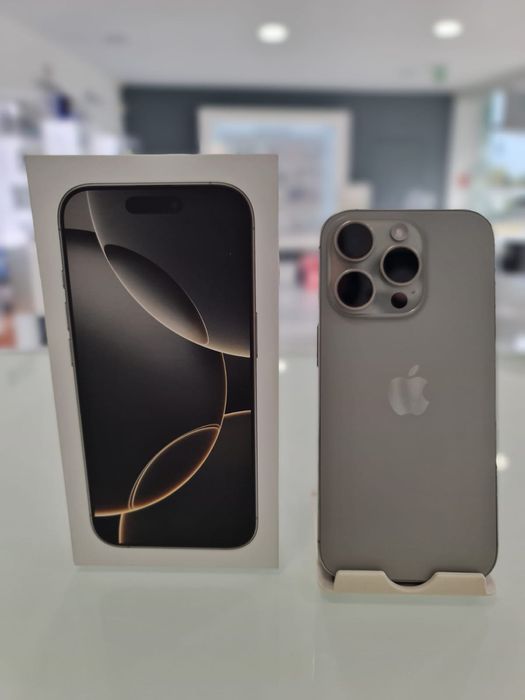 iPhone 16 Pro 256Gb natural titanium