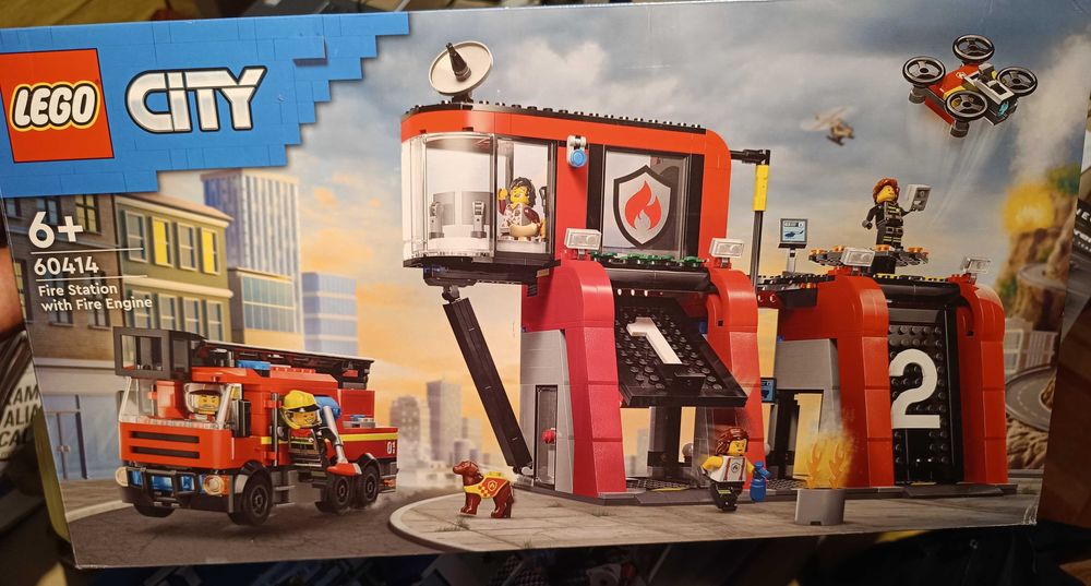 Lego Cuty Quartel dos Bombeiros com Camião dos Bombeiros 60414