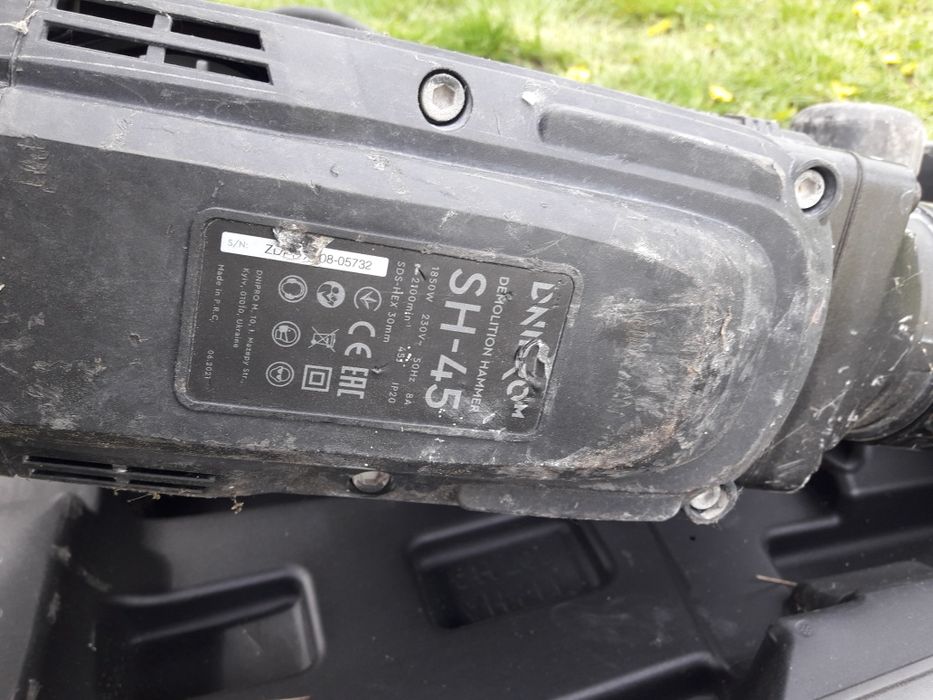 Аренда отбойного молотка, отбойника.