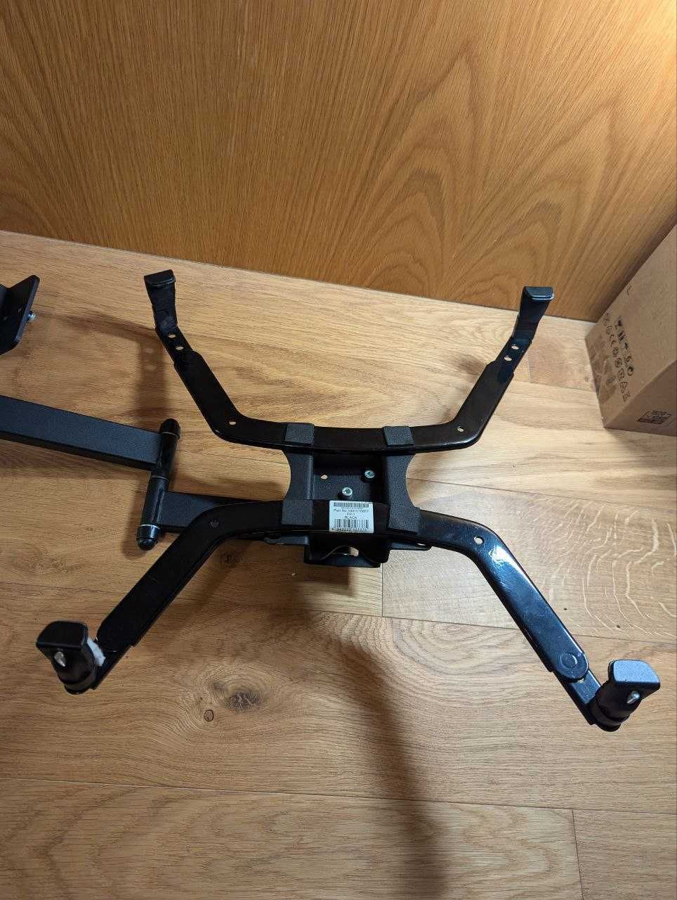 Suporte de Monitor - Ajustável para Mesa