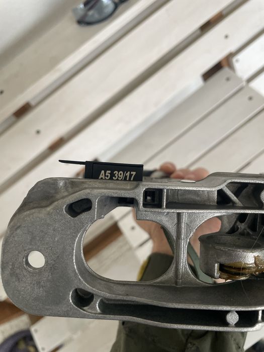 Ручка ручніка Skoda A7