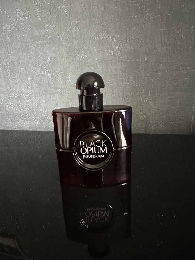 Perfum Woda perfumowana Yves Saint Laurent Blac Opium Over Red 50ml